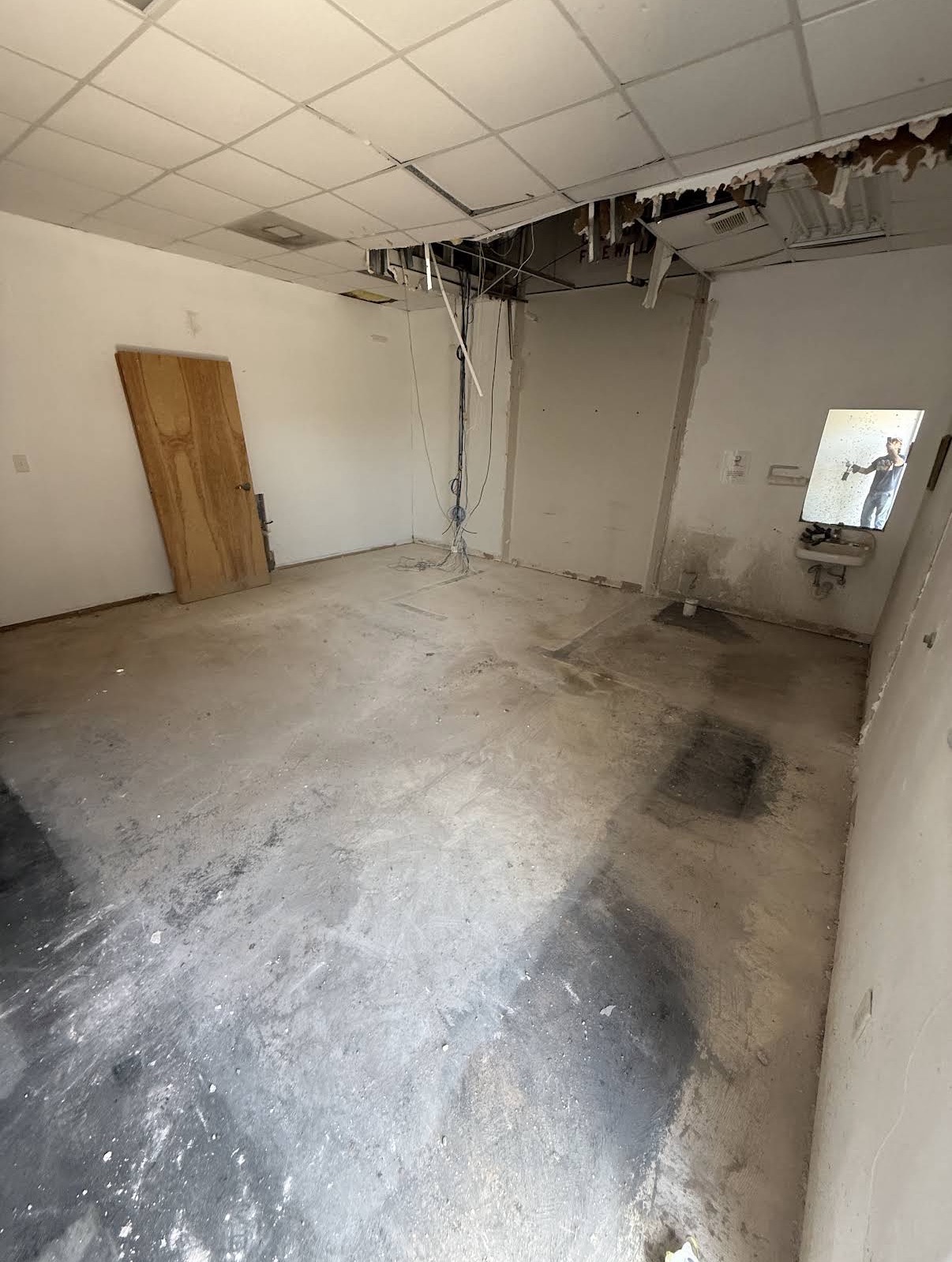 Same property after clean-out — clear and swept